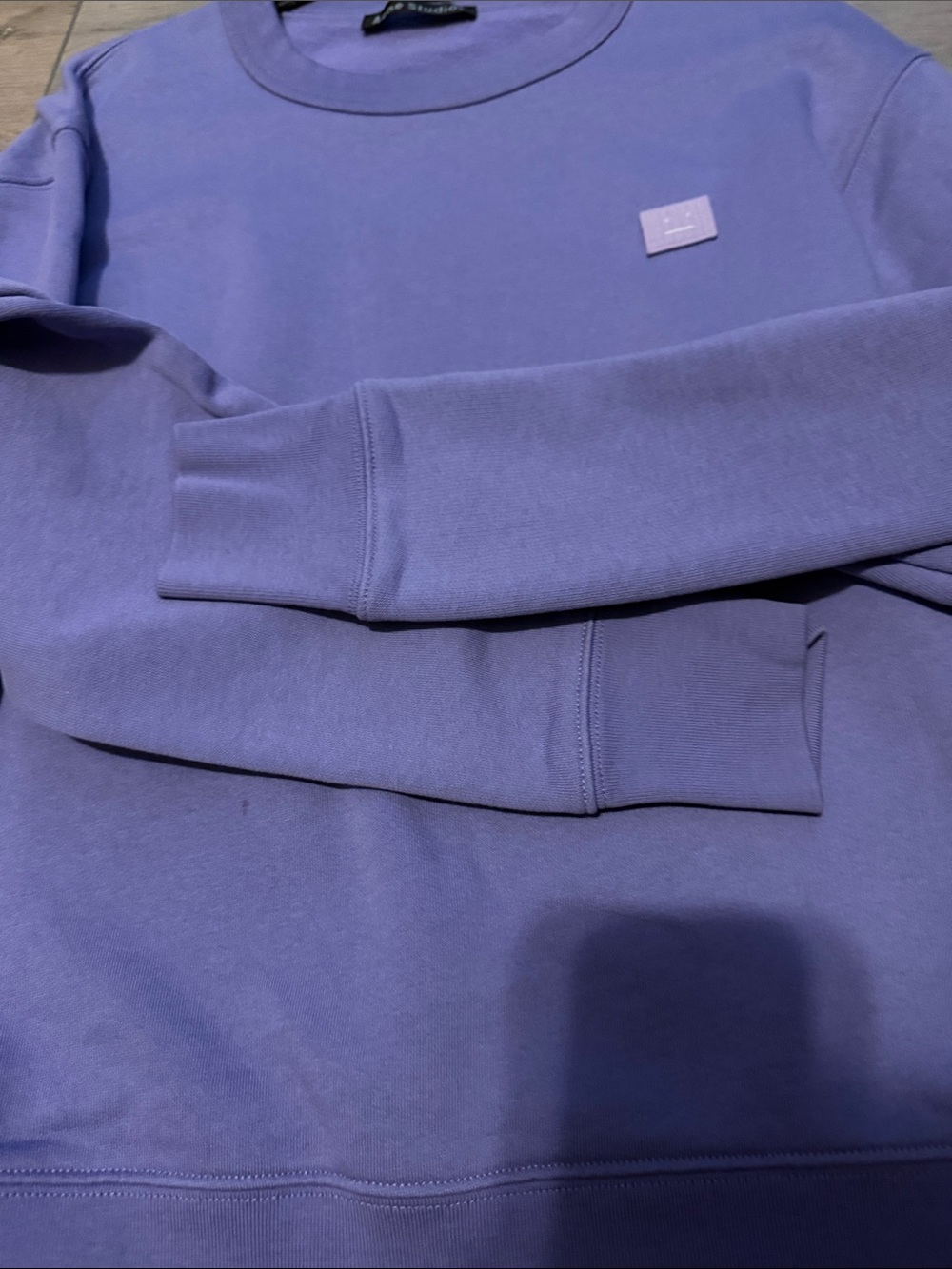 Acne Studios Lavender Crewneck Sweatshirt - Picture 4 of 8